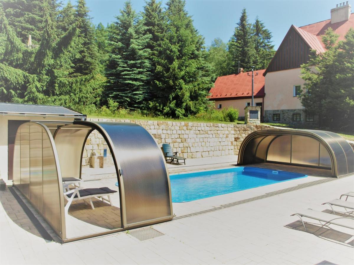 Guest House Luft Sneznik Exterior foto