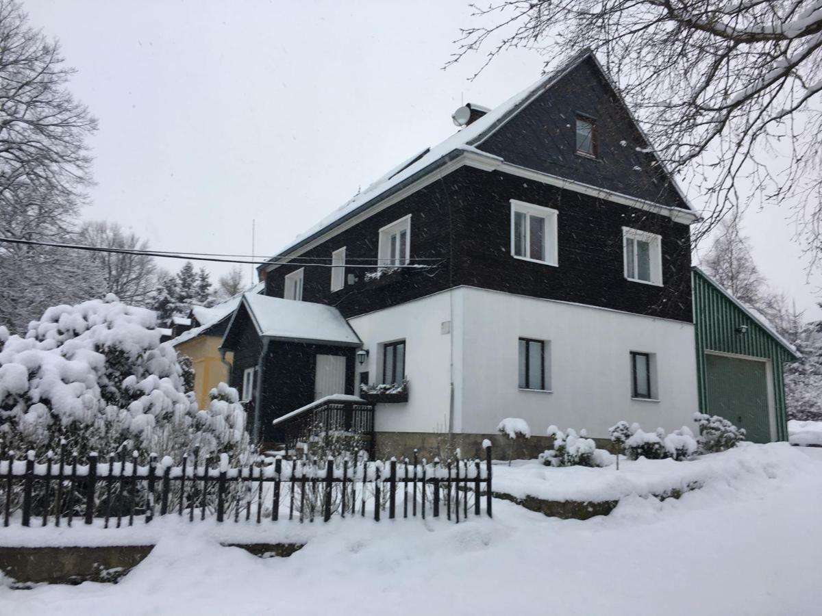 Guest House Luft Sneznik Exterior foto